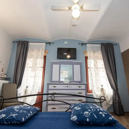 Il Cortiletto 2 - Pensionat Verduno